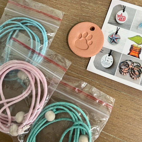 Kiln Fired Diffusers Artisan Pendant + Cord Necklace Bundle for Essential Oils - Picture 2 of 8